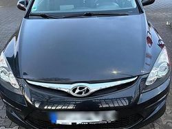 Schwarz Gebraucht 2012 Hyundai i30 Limousine | 2.500 €