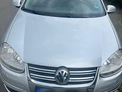 Silber Gebraucht 2009 VW Golf VI Kombi | 3.000 € (Guter Preis)