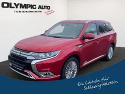 Karminrot (m) Gebraucht 2019 Mitsubishi Outlander P-HEV Top SUV | 20.990 € (Guter Preis)