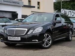 Schwarz Gebraucht 2011 Mercedes E250 Elegance Limousine | 11.750 € (Fairer Preis)