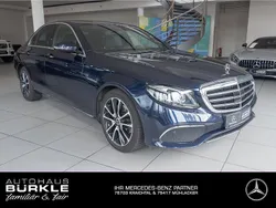 Blau Gebraucht 2017 Mercedes E220 Exclusive Limousine | 23.850 € (Guter Preis)