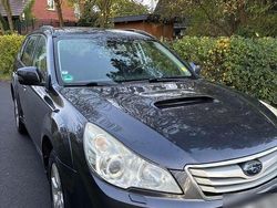 Blau Gebraucht 2012 Subaru Outback Comfort Kombi | 6.800 € (Teuer)