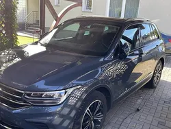 Grau Gebraucht 2022 VW Tiguan Active SUV | 26.500 € (Superpreis)