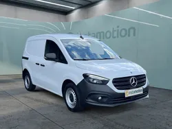 Weiß Gebraucht 2023 Mercedes Citan 112 Kombi | 24.781 € (Fairer Preis)