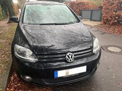 Schwarz Gebraucht 2010 VW Golf Plus Cross Team Van / Kleinbus | 4.250 € (Guter Preis)