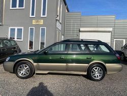 Grün Gebraucht 1999 Subaru Outback Kombi | 2.990 €