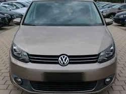 Beige Gebraucht 2011 VW Touran Van / Kleinbus | 6.500 € (Fairer Preis)