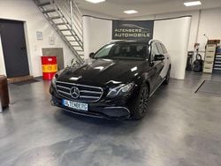 Schwarz Gebraucht 2019 Mercedes E220 Avantgarde Kombi | 19.990 € (Superpreis)