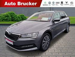 Grau Gebraucht 2024 Skoda Superb Ambition Kombi | 52.320 €
