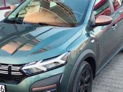 Grün Gebraucht 2025 Dacia Sandero Extreme Kleinwagen | 18.800 € (Fairer Preis)