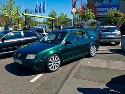 Grün Gebraucht 1999 VW Bora Limousine | 1.999 € (Teuer)