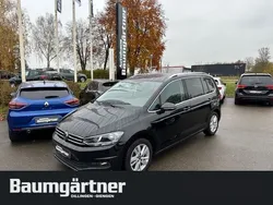 Deep black perleffekt Gebraucht 2023 VW Touran Highline Van / Kleinbus | 29.880 € (Superpreis)