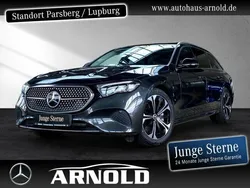 Graphitgrau (metallic) Gebraucht 2024 Mercedes E300 Avantgarde Kombi | 48.900 € (Superpreis)