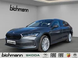 Grau Neu 2024 Skoda Superb LAURIN & KLEMENT Kombi | 63.490 €
