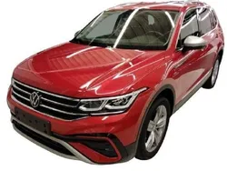 Rot Gebraucht 2024 VW Tiguan Allspace Elegance SUV | 47.730 € (Teuer)