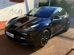 Schwarz Gebraucht 2022 Tesla Model Y Performance SUV | 36.900 € (Teuer)