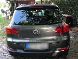 Grau Gebraucht 2015 VW Tiguan LOUNGE SUV | 11.500 € (Guter Preis)