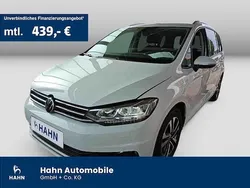 Weiß Gebraucht 2021 VW Touran United Van / Kleinbus | 26.930 € (Fairer Preis)