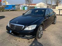 Schwarz Gebraucht 2006 Mercedes S500L Limousine | 12.000 €