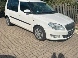 Weiß Gebraucht 2010 Skoda Roomster Kombi | 2.300 € (Guter Preis)