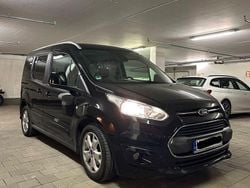 Schwarz Gebraucht 2016 Ford Tourneo Connect Titanium Van / Kleinbus | 13.000 € (Fairer Preis)