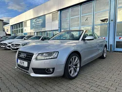 Eissilber metallic Gebraucht 2011 Audi A5 Cabriolet Cabrio | 8.900 € (Guter Preis)