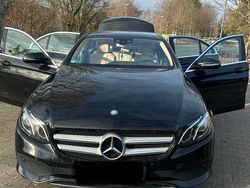 Schwarz Gebraucht 2016 Mercedes E350 Avantgarde Limousine | 16.399 € (Teuer)