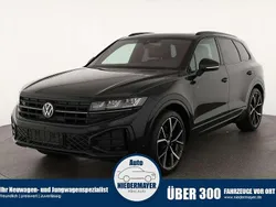 Grenadill schwarz metallic Neu 2025 VW Touareg R-line SUV | 79.995 € (Superpreis)