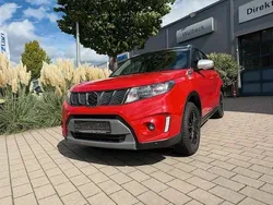 Rot Gebraucht 2016 Suzuki Vitara SUV | 11.490 € (Superpreis)