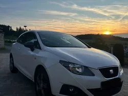 Weiß Gebraucht 2011 Seat Ibiza Kleinwagen | 3.599 € (Fairer Preis)