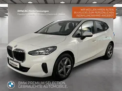 Weiß Gebraucht 2024 BMW 218 Active Tourer Luxury Line Van / Kleinbus | 27.250 € (Superpreis)