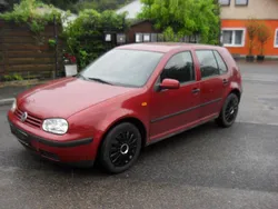 Rot Gebraucht 2000 VW Golf IV Limousine | 1.999 € (Guter Preis)