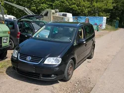 Schwarz Gebraucht 2004 VW Touran Highline Van / Kleinbus | 800 € (Superpreis)
