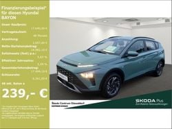 Mangrove green / mic Gebraucht 2023 Hyundai Bayon SUV | 15.240 € (Superpreis)