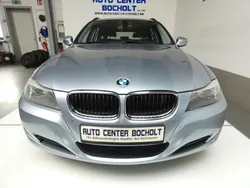 Blau Gebraucht 2011 BMW 318 Limousine | 5.700 € (Guter Preis)