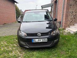 Schwarz Gebraucht 2011 VW Polo Style Limousine | 11.000 €