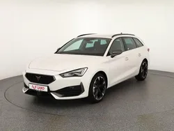 Candy weiß Gebraucht 2023 Cupra Leon Kombi | 25.950 € (Fairer Preis)