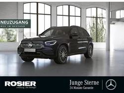 Schwarz / obsidianschwarz Gebraucht 2021 Mercedes GLC300 AMG SUV | 43.690 € (Teuer)