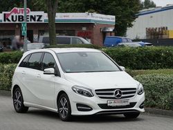 Weiß Gebraucht 2017 Mercedes B220 Business Van / Kleinbus | 19.990 € (Fairer Preis)