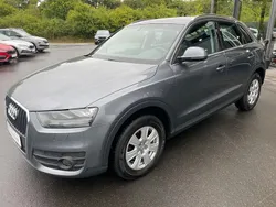 Grau Gebraucht 2012 Audi Q3 Comfort SUV | 9.980 € (Guter Preis)