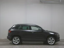 Schwarz Gebraucht 2021 Skoda Karoq Style SUV | 18.480 € (Guter Preis)