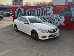 Weiß Gebraucht 2013 Mercedes E250 AMG line Coupé | 14.400 € (Fairer Preis)