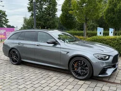 Grau Gebraucht 2022 Mercedes E63S AMG AMG Kombi | 102.900 € (Teuer)