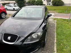 Schwarz Gebraucht 2010 Seat Leon Limousine | 2.900 € (Fairer Preis)
