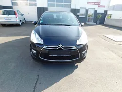 Schwarz Gebraucht 2011 Citroën DS3 Chic Limousine | 2.450 € (Superpreis)