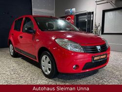 Rot Gebraucht 2010 Dacia Sandero Basis Limousine | 3.390 €