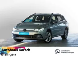 Reflexsilber (metallic) Gebraucht 2023 VW Golf VIII Style Kombi | 30.845 € (Fairer Preis)