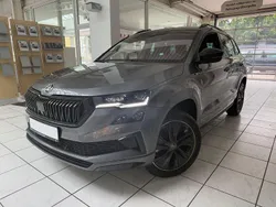 Grau Neu 2025 Skoda Karoq SportLine SUV | 37.990 € (Teuer)
