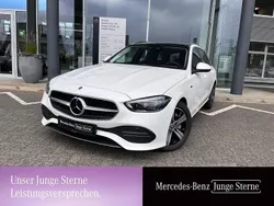 Weiß Gebraucht 2025 Mercedes C300e Avantgarde Kombi | 45.535 € (Guter Preis)