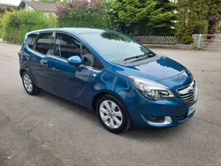 Blau Gebraucht 2017 Opel Meriva Innovation Van / Kleinbus | 9.300 € (Fairer Preis)